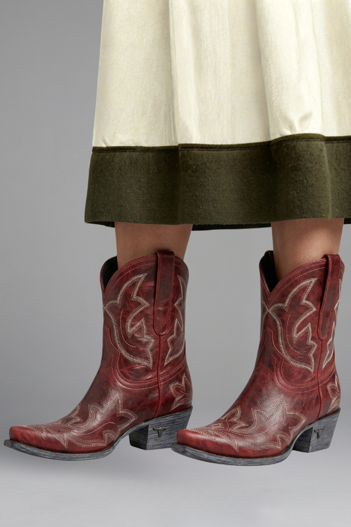 Lunaria | Women’s Western Cowboy Boots – Embroidered Leather, Pointed Toe, Mid-Calf